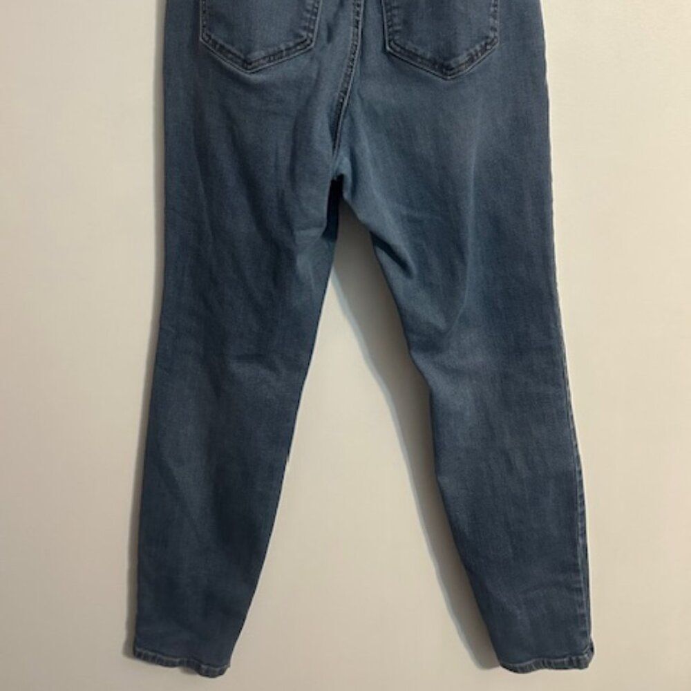 INC Skinny Leg Curvy fit distressed 5 pocket jeans, size 12 - Picture 2 of 5